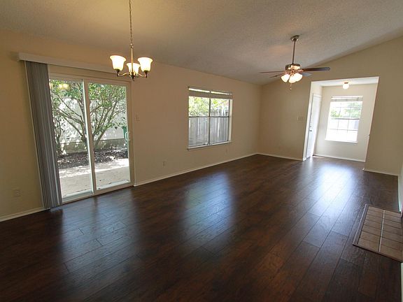 3rd image of 13106 Pollard Dr