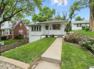 6236 Poppleton Ave, Omaha, NE 68106