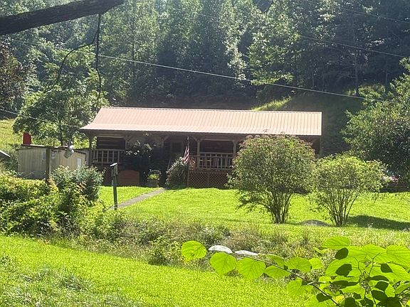 4th image of 2890 Coal Branch Rd