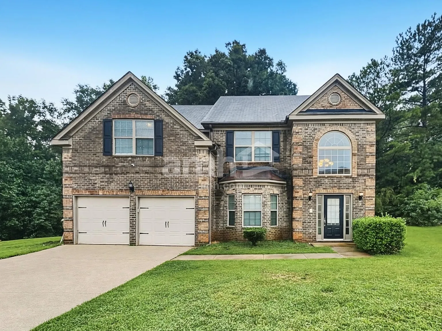 5 bed, 3.0 bath, 2553 sqft, $2,565 — Photo 1