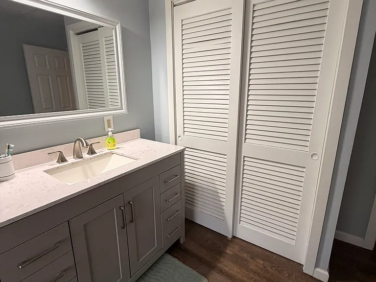 102 W State St #1 — Photo 13