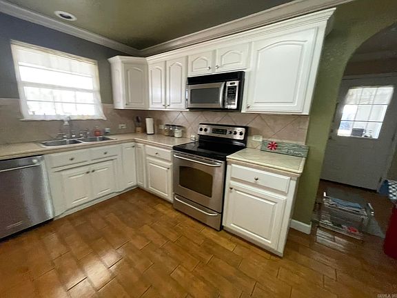 5th image of 6017 Rockport Dr