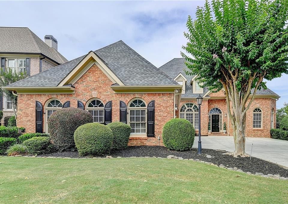 1st image of 2452 Floral Valley Dr