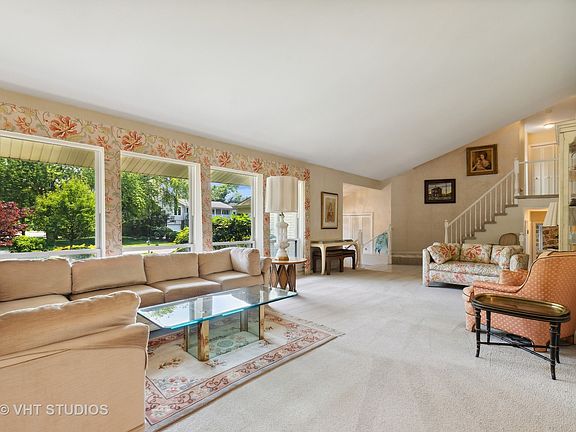 4th image of 1191 Cambridge Ct