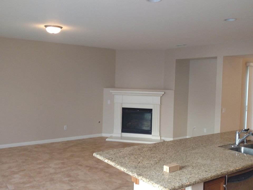 1st image of 15806 Mineral King Ave