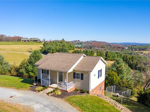 2nd image of 1651 Fraser Rd