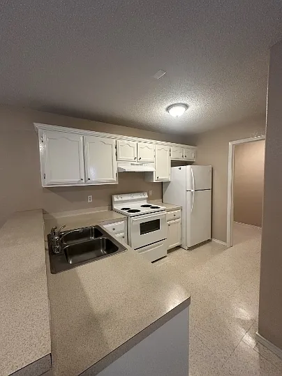 3101 Jordan Ave — Photo 22