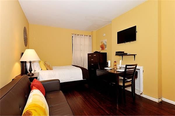 1st image of 474 9th Ave APT 4