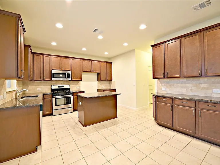 2445 Etta May Ln — Photo 12