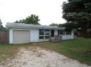 501 Park St, Oskaloosa, KS 66066