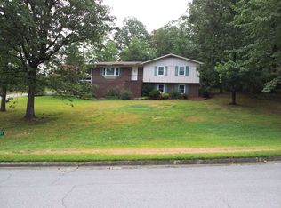 237 Pineridge Dr, Gadsden, AL 35904