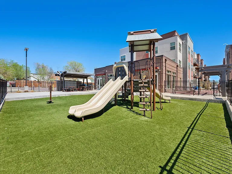 Baker School Apartments — Photo 2