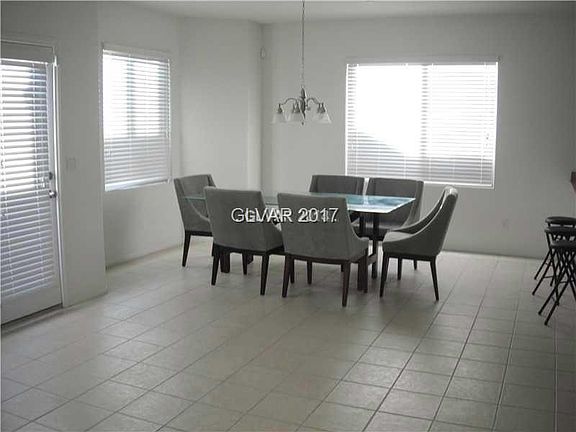 2nd image of 605 Taliput Palm Pl