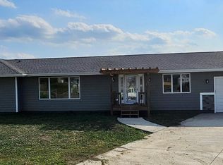4909 W Bent Grass Cir, Sioux Falls, SD 57107