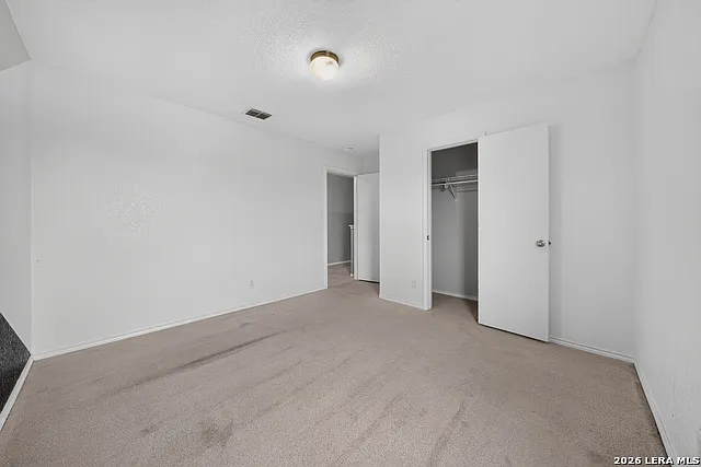 3826 Otono — Photo 19