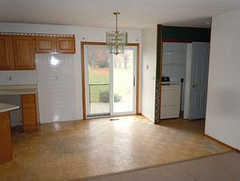 4th image of 951 Alfalfa Dr