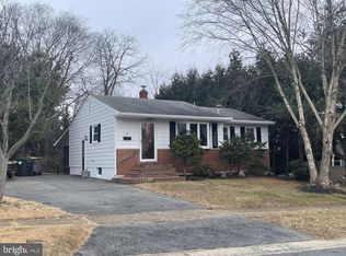 17 Phyllis Dr, Newark, DE 19711