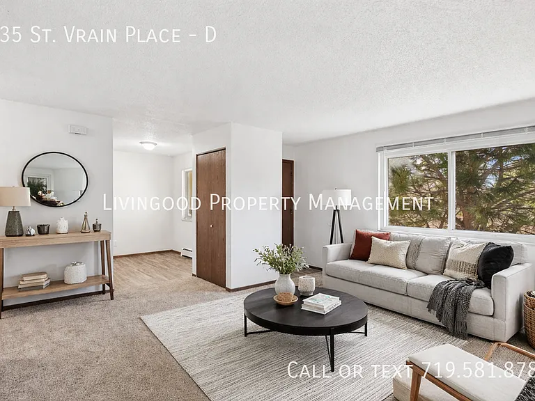 435 Saint Vrain Pl #D — Photo 3