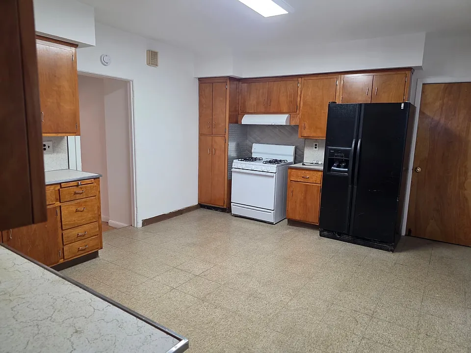 311 Totowa Ave