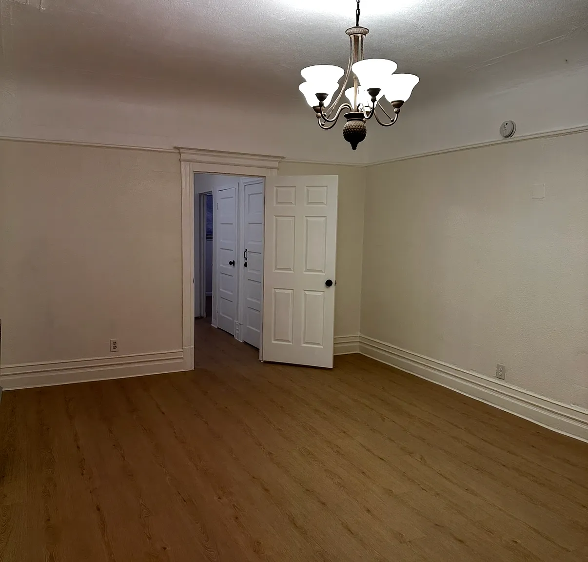 1 bed, 649 sqft, $1,950 — Photo 3