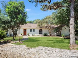 146 Tall Oak Dr, Hollywood Park, TX 78232