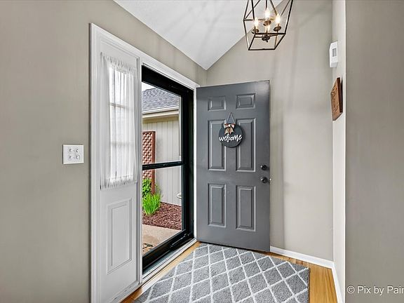 4th image of 708 Ravinia Dr