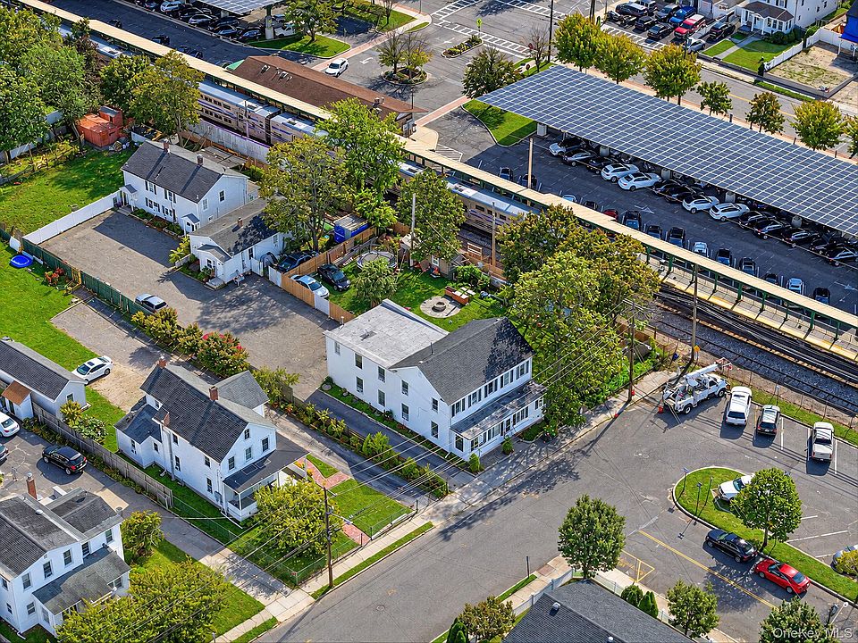 1st image of 35 Funaro Court