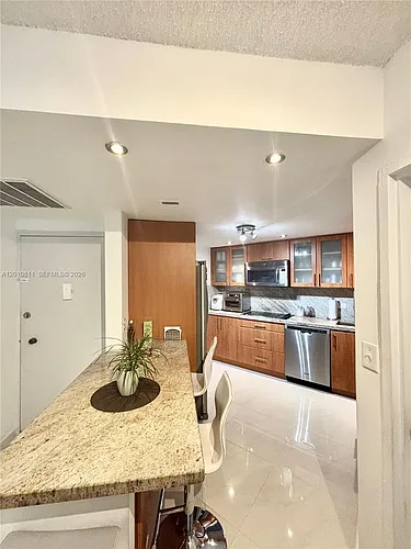 999 Brickell Bay Dr #1905 Photo 1