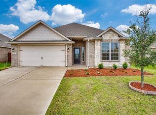 900 Oak Valley, Denton, TX 76209