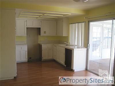 3rd image of 4292 N Granadilla Dr