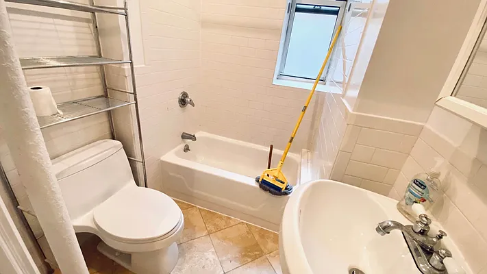 Rented by Charie Properties LLC | media 16