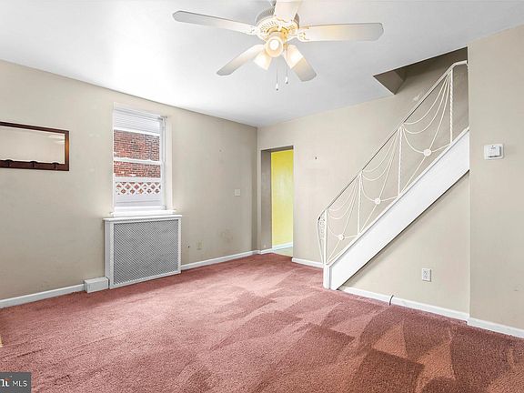 5th image of 2319 E Oakdale St