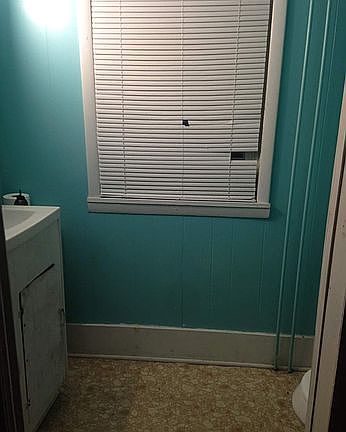 Downstairs bathroom before 