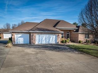 212 N 38th St, Nixa, MO 65714