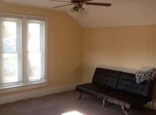 703 Chestnut St, Waukegan, IL 60085