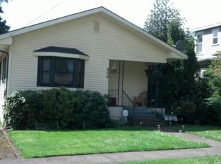 804 E Franklin St, Newberg, OR 97132