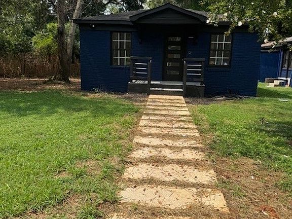 2nd image of 2329 Rachel St