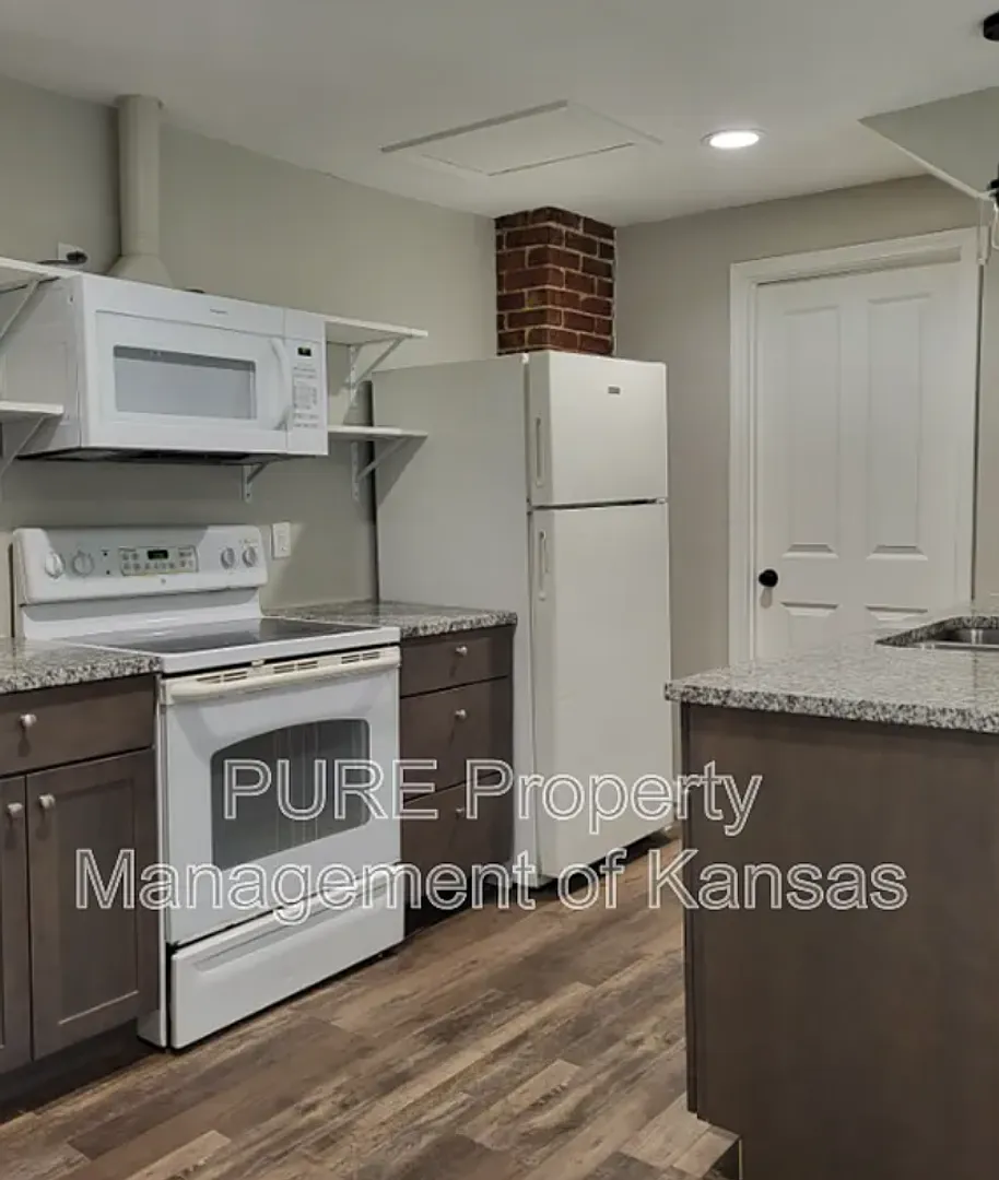 1620 SW College Ave. Unit 1 — Photo 3