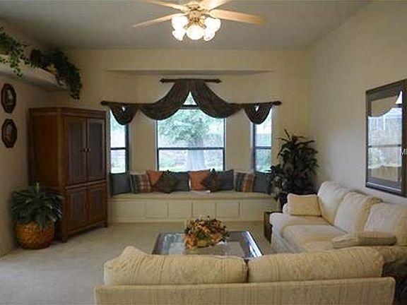 5th image of 772 Martinique Cir