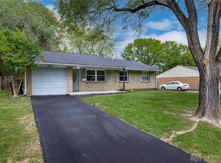 2137 Mardell Dr, Dayton, OH 45459