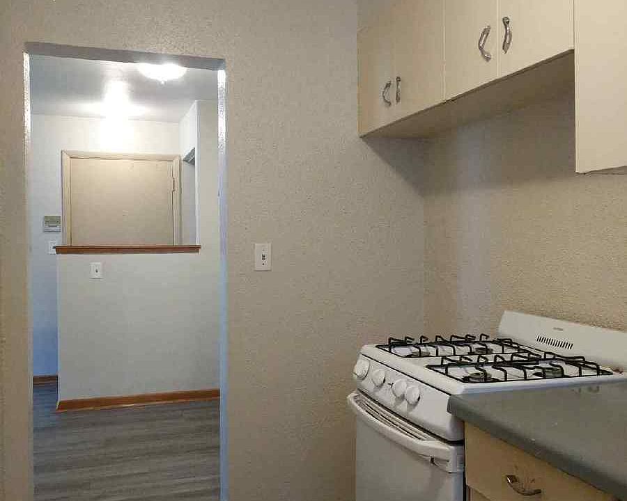 1st image of 1885 7th St E APT 11