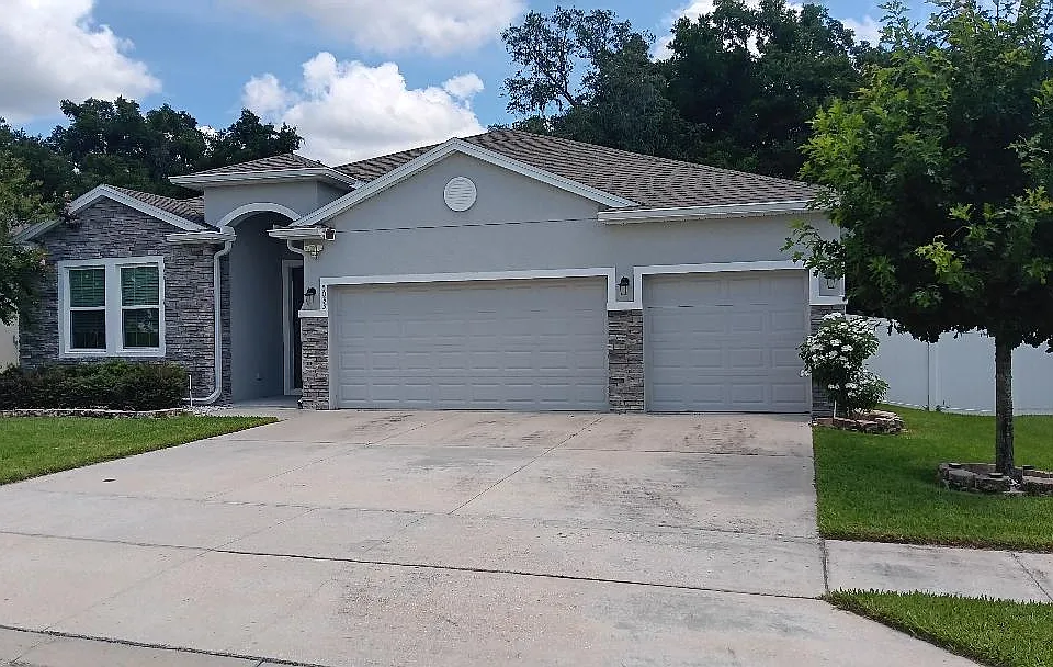 5033 SW 56th St