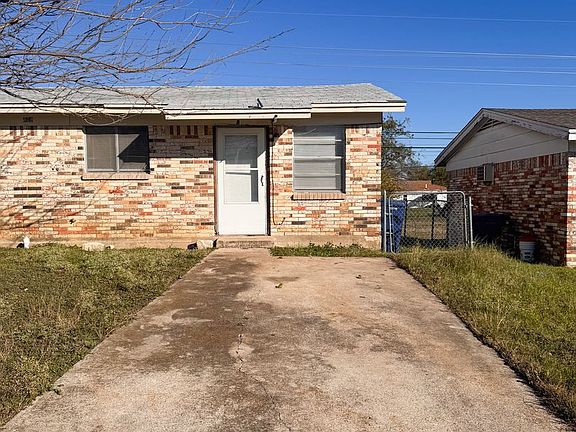 2nd image of 408 Sunset Ln #B