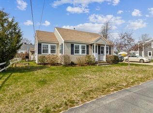 10 Surf Ave, Wareham, MA 02571