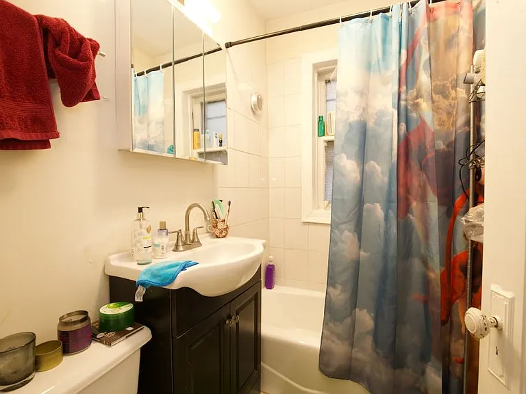 2131 W Giddings St #B3 — Photo 15