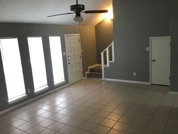 4th image of 8205 Heartfield Ln