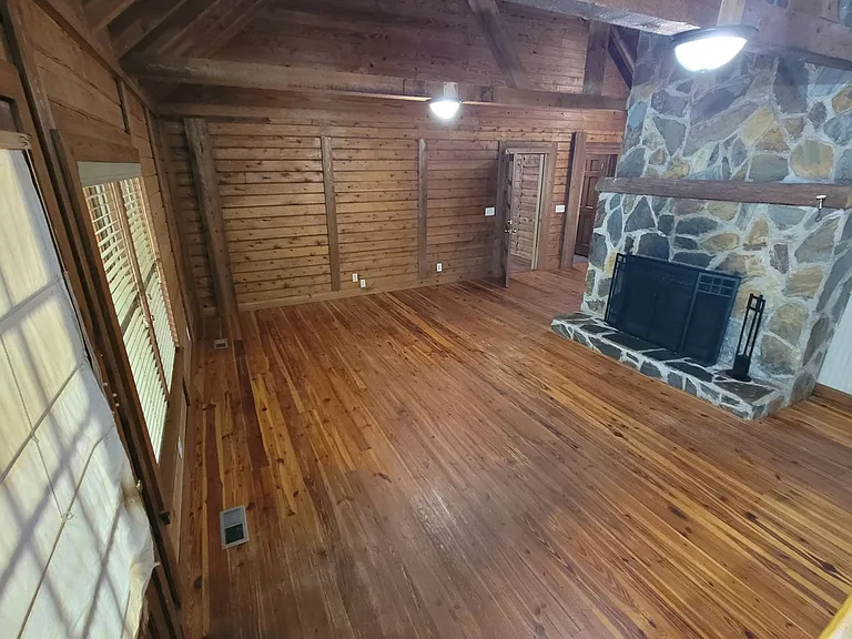 2391 Booth Cir — Photo 16