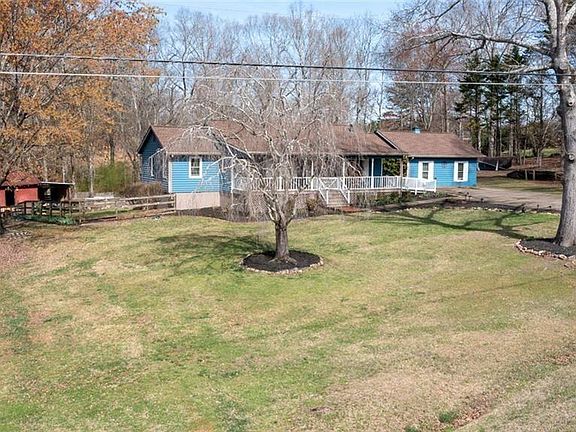 4th image of 1268 Riverbend Rd