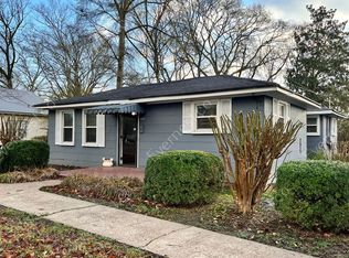 404 Lee Ave #A, Chickamauga, GA 30707