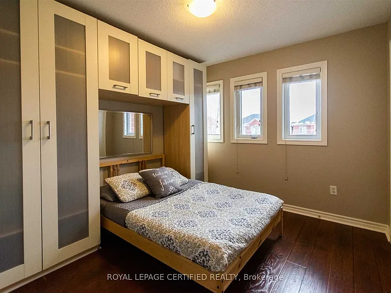 33 E Winners Cir — Photo 12